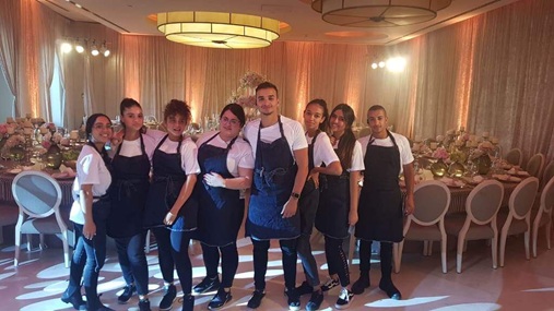 צוות-קייטרינג-לאירוע-עסקי צוות-קייטרינג-לאירוע-עסקי